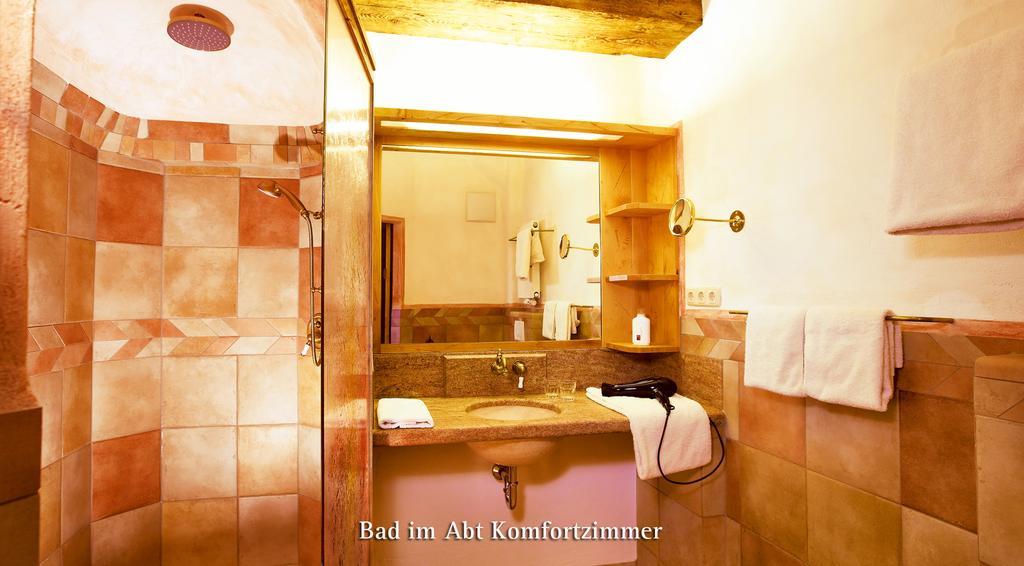 Irseer Klosterbraeu Chambre photo